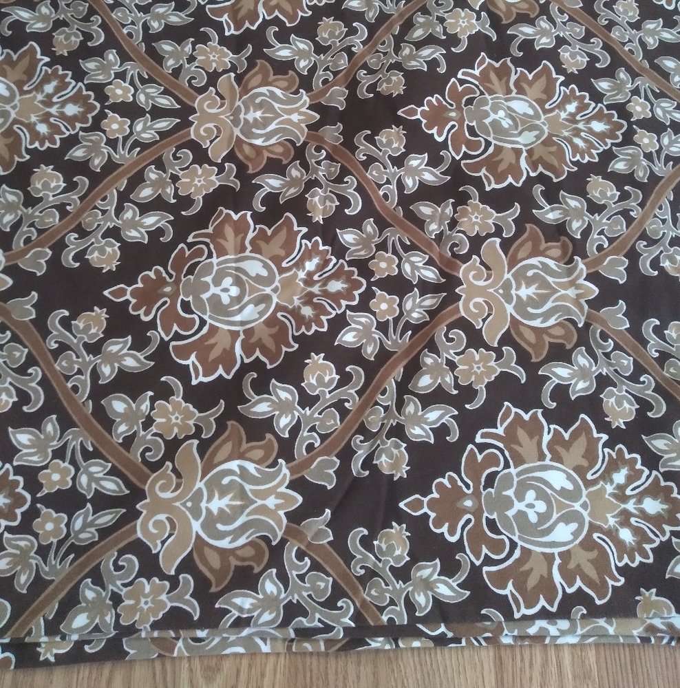 Land end Queen size duvet cover brown medallion print 94 x 102”
